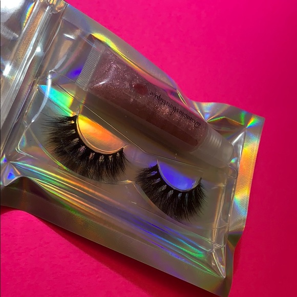 Lash and gloss pack - Picture 1 of 1